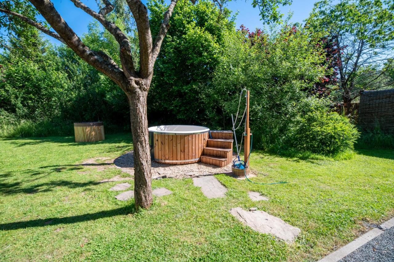 Glaadter Huette Villa Junkerath Exterior photo